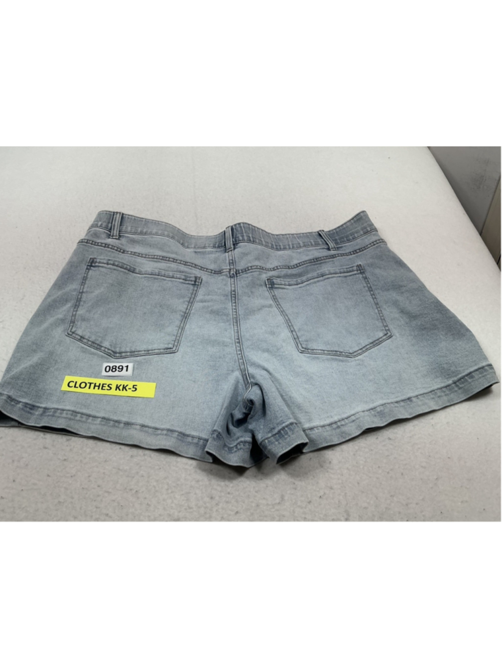 Terra & Sky Womens Plus A-Line Blue Denim Shorts 24W 5in Inseam 5-Pocket